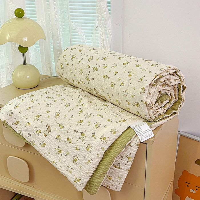 91家纺网 家纺一手货源 找家纺 小桃姐家纺 2026新款泡芙棉双层纱夏被空调被四件套小清新泡泡纱夏被卡通夏凉被空调被 绿茵兔