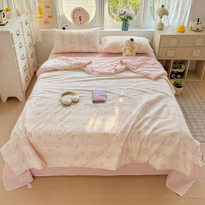 91家纺网 家纺一手货源 找家纺 小桃姐家纺 2026新款泡芙棉双层纱夏被空调被四件套小清新泡泡纱夏被卡通夏凉被空调被 奶油kitty