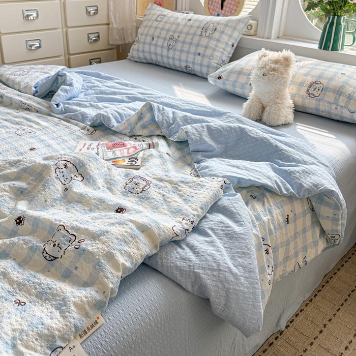 91家纺网 家纺一手货源 找家纺 小桃姐家纺 2026新款泡芙棉双层纱夏被空调被四件套小清新泡泡纱夏被卡通夏凉被空调被 修狗狗