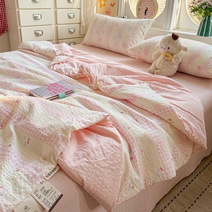 91家纺网 家纺一手货源 找家纺 小桃姐家纺 2026新款泡芙棉双层纱夏被空调被四件套小清新泡泡纱夏被卡通夏凉被空调被 奶油kitty