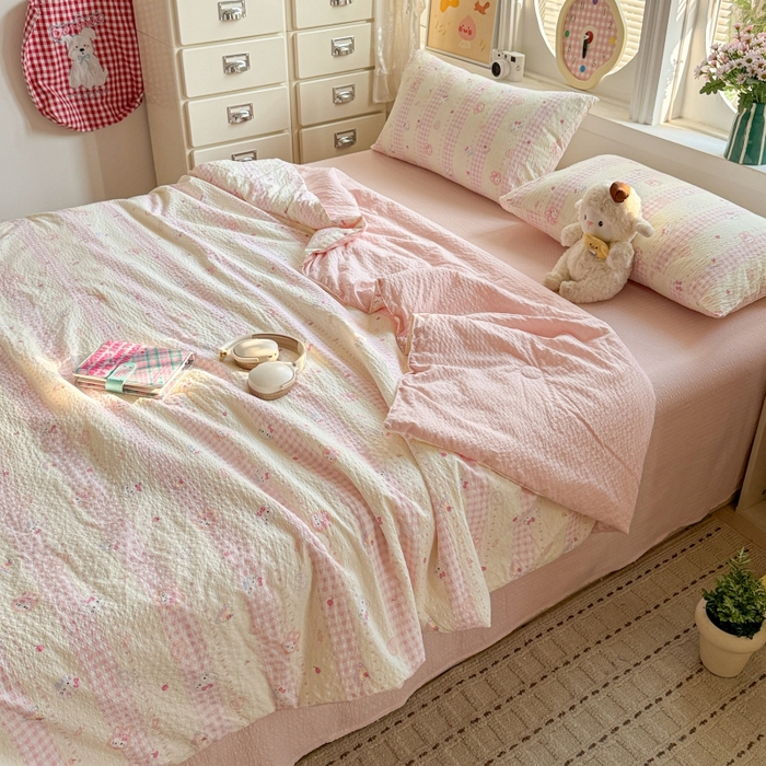 91家纺网 家纺一手货源 找家纺 小桃姐家纺 2026新款泡芙棉双层纱夏被空调被四件套小清新泡泡纱夏被卡通夏凉被空调被 奶油kitty