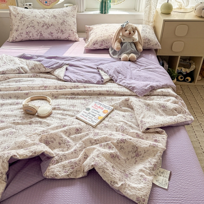 91家纺网 家纺一手货源 找家纺 小桃姐家纺 2026新款泡芙棉双层纱夏被空调被四件套小清新泡泡纱夏被卡通夏凉被空调被 紫韵
