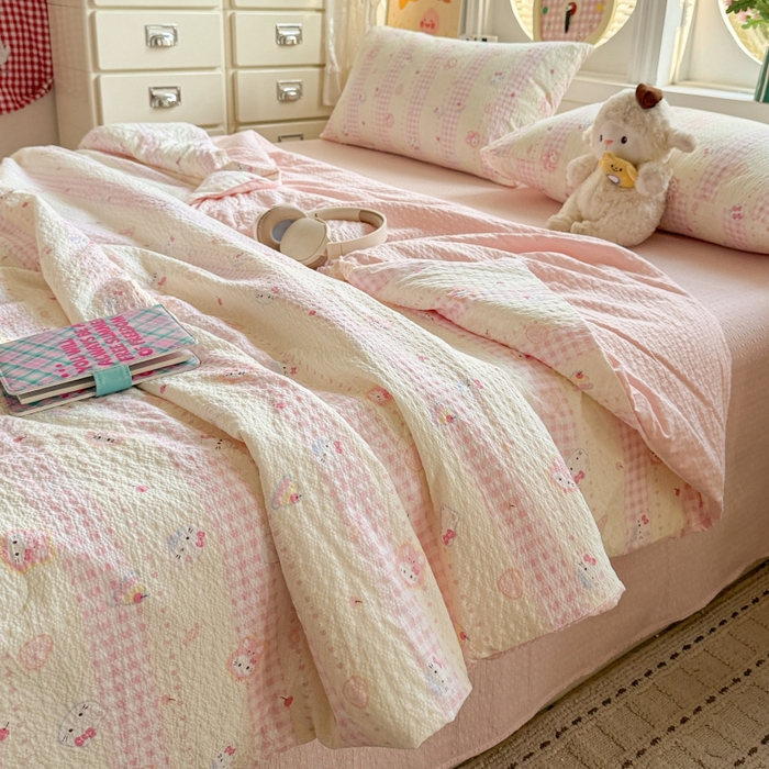 91家纺网 家纺一手货源 找家纺 小桃姐家纺 2026新款泡芙棉双层纱夏被空调被四件套小清新泡泡纱夏被卡通夏凉被空调被 奶油kitty