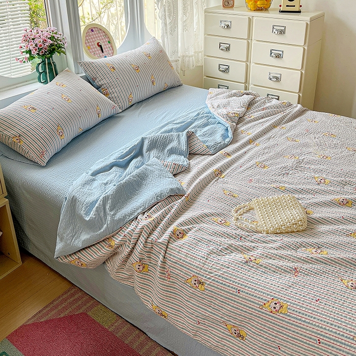 91家纺网 家纺一手货源 找家纺 小桃姐家纺 2026新款泡芙棉双层纱夏被空调被四件套小清新泡泡纱夏被卡通夏凉被空调被 线条星星