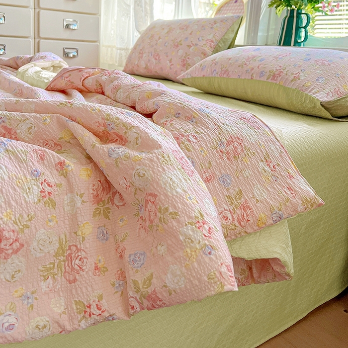 91家纺网 家纺一手货源 找家纺 小桃姐家纺 2026新款泡芙棉双层纱夏被空调被四件套小清新泡泡纱夏被卡通夏凉被空调被 知晓