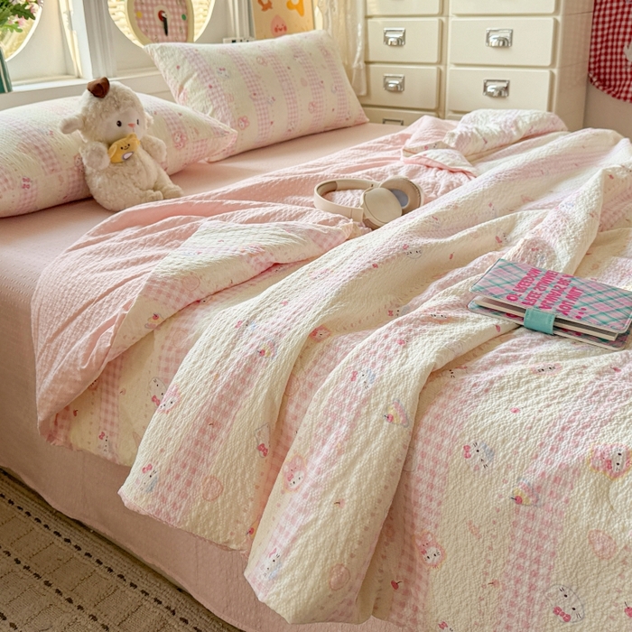 91家纺网 家纺一手货源 找家纺 小桃姐家纺 2026新款泡芙棉双层纱夏被空调被四件套小清新泡泡纱夏被卡通夏凉被空调被 奶油kitty