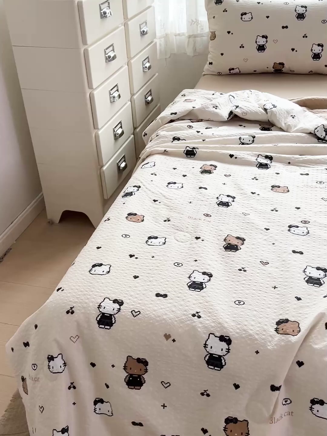 91家纺网 家纺一手货源 找家纺 小桃姐家纺 2026新款泡芙棉双层纱夏被空调被四件套小清新泡泡纱夏被卡通夏凉被空调被 拼豆喵