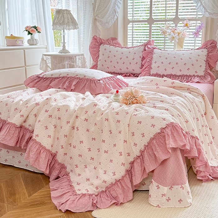 91家纺网 家纺一手货源 找家纺 韩约家纺 2026春夏新款泡芙棉床单款夏被夏凉被空调被四件套 蝶语