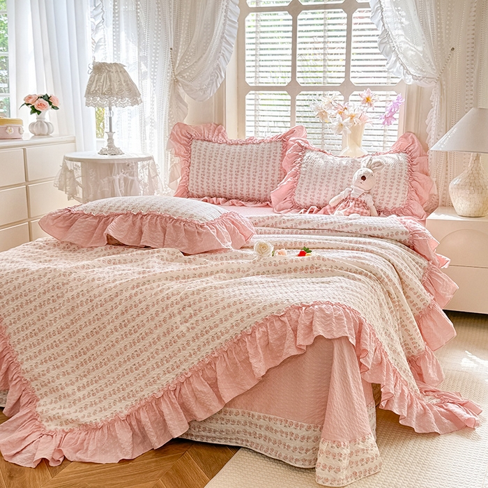 91家纺网 家纺一手货源 找家纺 韩约家纺 2026春夏新款泡芙棉床单款夏被夏凉被空调被四件套 花沐