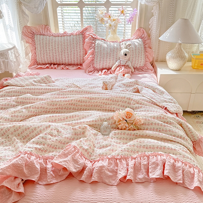 91家纺网 家纺一手货源 找家纺 韩约家纺 2026春夏新款泡芙棉床单款夏被夏凉被空调被四件套 花沐