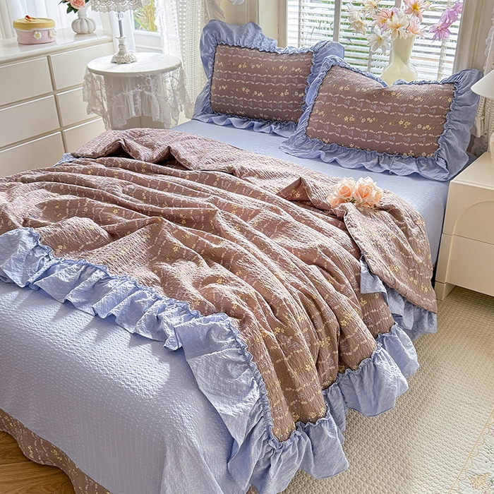 91家纺网 家纺一手货源 找家纺 韩约家纺 2026春夏新款泡芙棉床单款夏被夏凉被空调被四件套 木槿