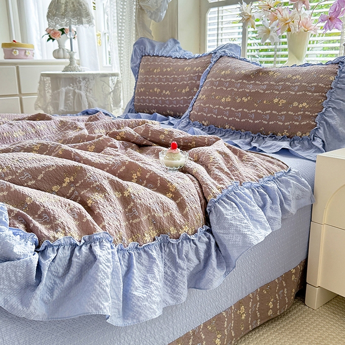 91家纺网 家纺一手货源 找家纺 韩约家纺 2026春夏新款泡芙棉床单款夏被夏凉被空调被四件套 木槿