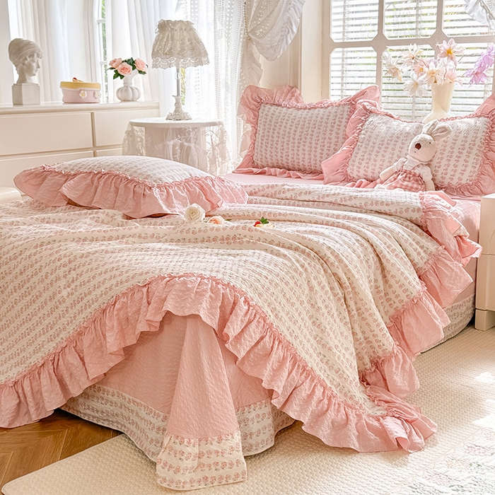 91家纺网 家纺一手货源 找家纺 韩约家纺 2026春夏新款泡芙棉床单款夏被夏凉被空调被四件套 花沐