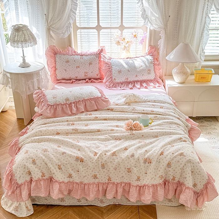 91家纺网 家纺一手货源 找家纺 韩约家纺 2026春夏新款泡芙棉床单款夏被夏凉被空调被四件套 熊宝