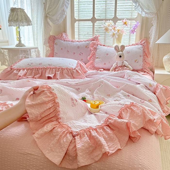 91家纺网 家纺一手货源 找家纺 韩约家纺 2026春夏新款泡芙棉床单款夏被夏凉被空调被四件套 宝贝甜心