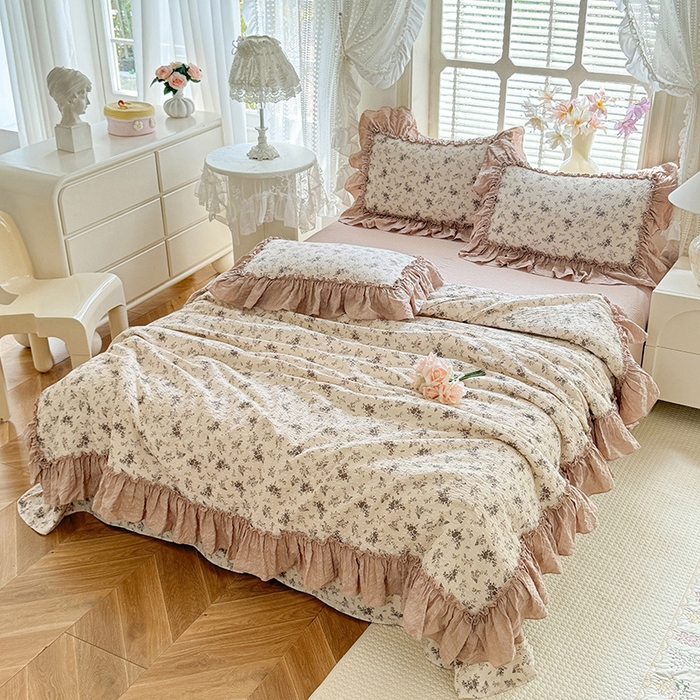 91家纺网 家纺一手货源 找家纺 韩约家纺 2026春夏新款泡芙棉床单款夏被夏凉被空调被四件套 倚梦