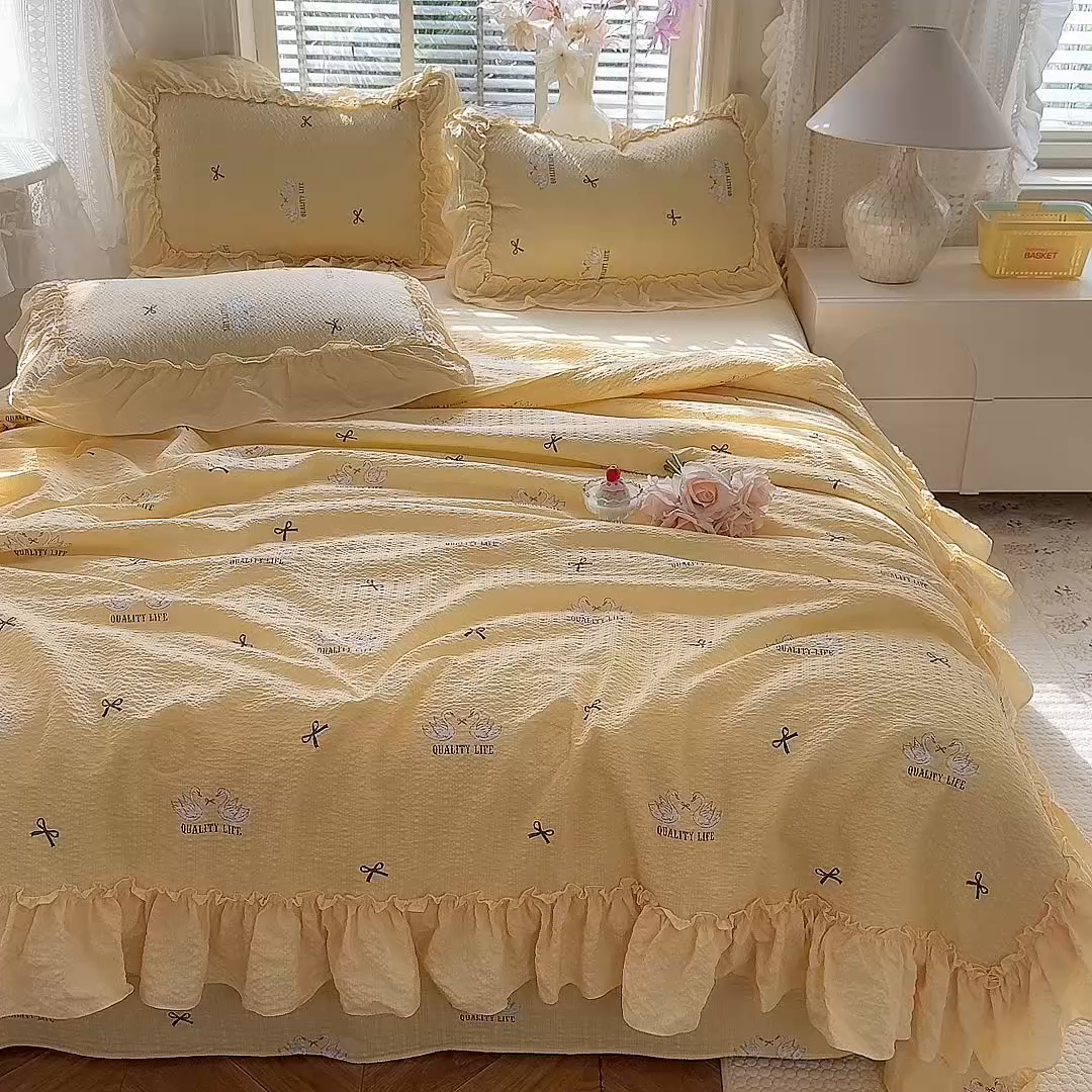 91家纺网 家纺一手货源 找家纺 韩约家纺 2026春夏新款泡芙棉床单款夏被夏凉被空调被四件套 妮可