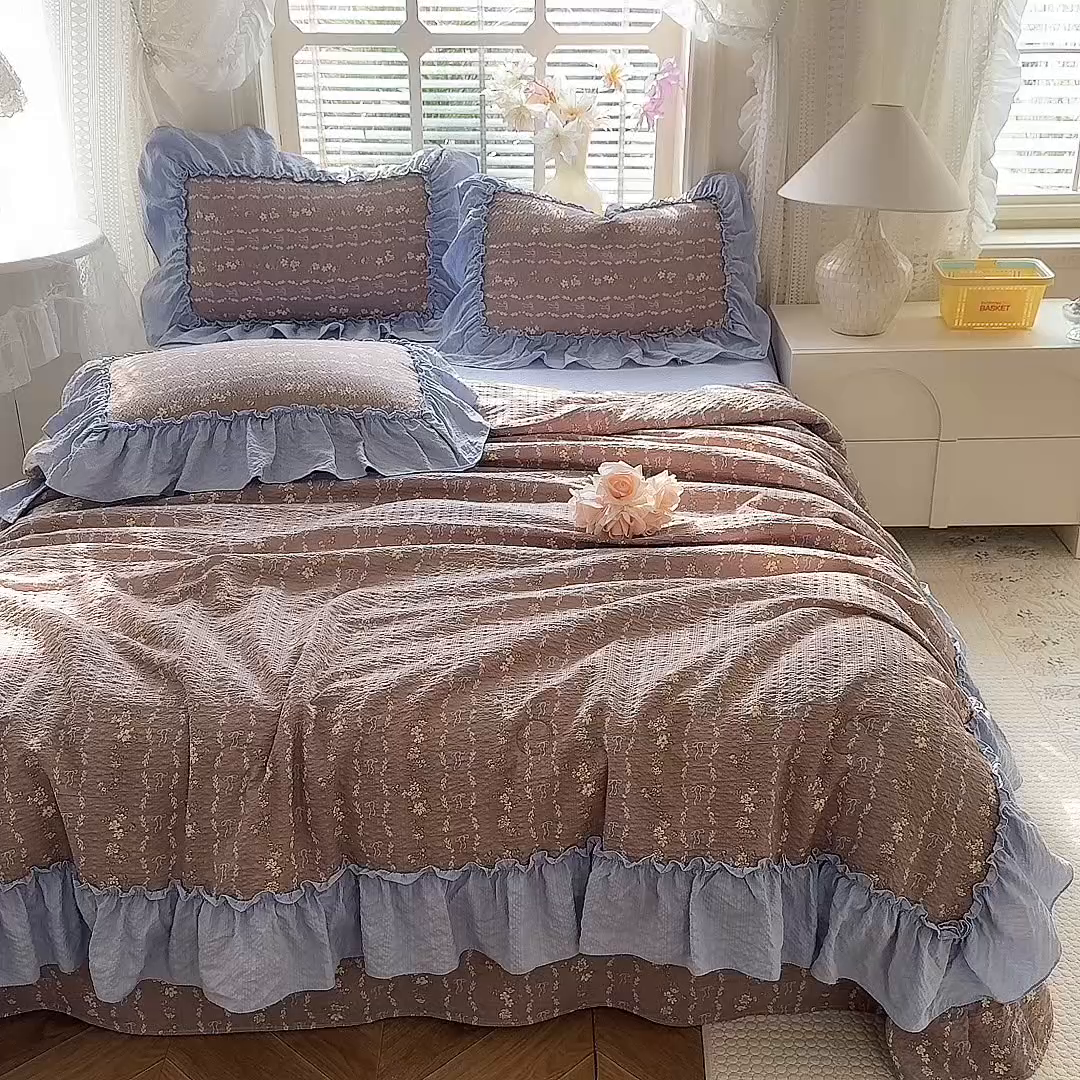 91家纺网 家纺一手货源 找家纺 韩约家纺 2026春夏新款泡芙棉床单款夏被夏凉被空调被四件套 木槿