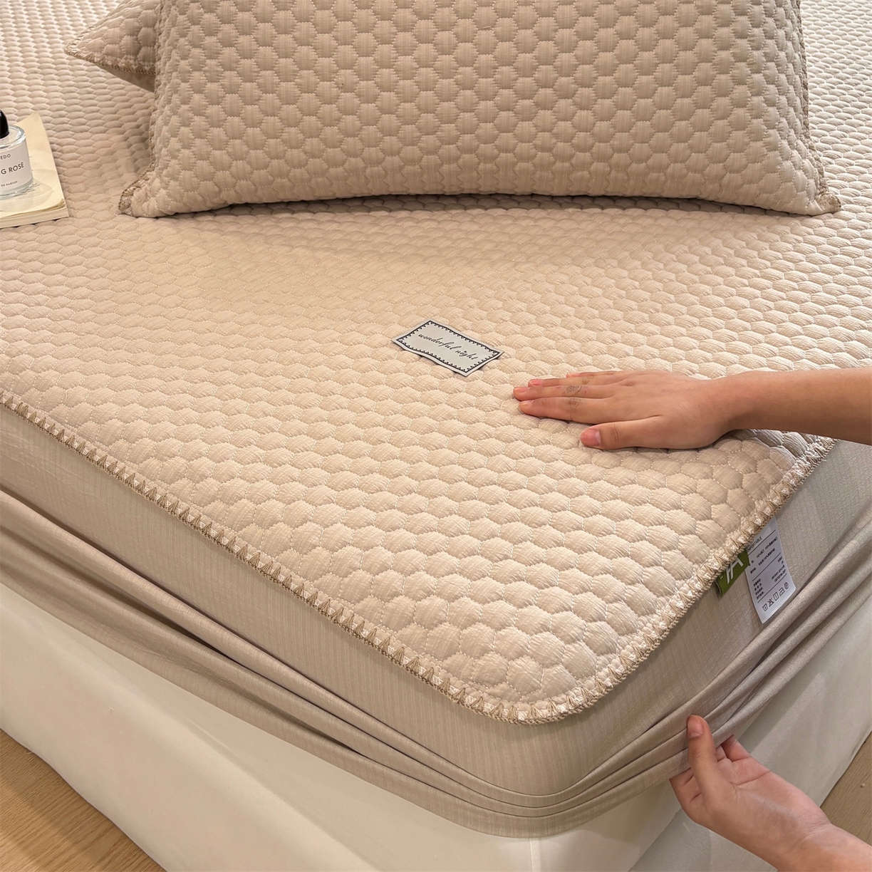 91家纺网 家纺一手货源 找家纺 居眠 2026新款贝壳边纯色夹棉床笠 贝壳边-卡其