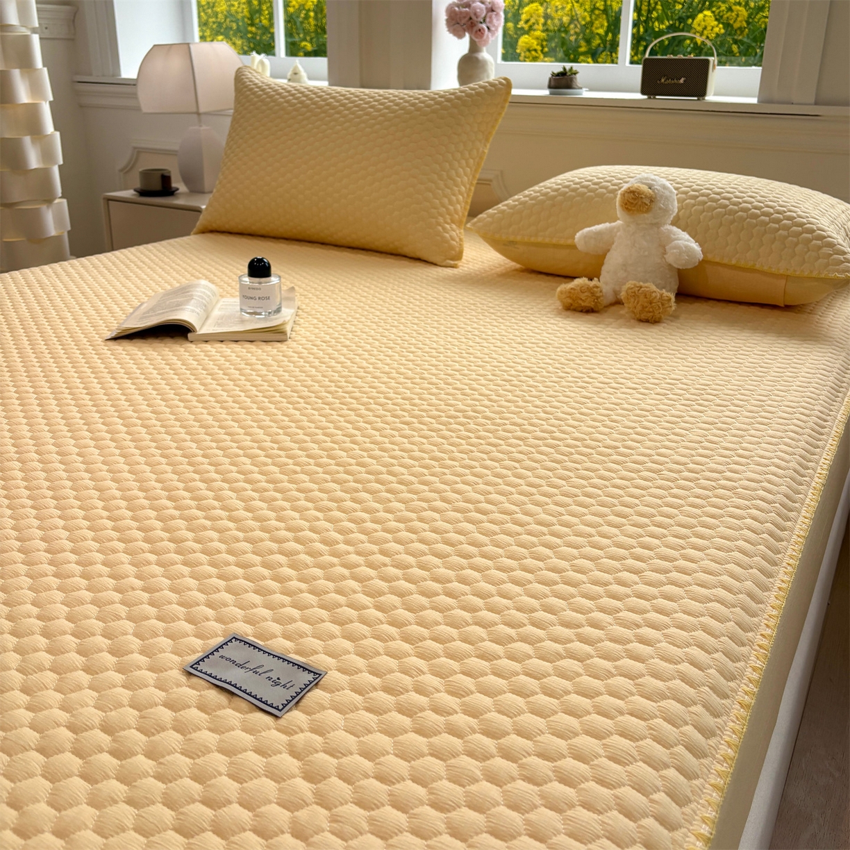 91家纺网 家纺一手货源 找家纺 居眠 2026新款贝壳边纯色夹棉床笠 贝壳边-黄色