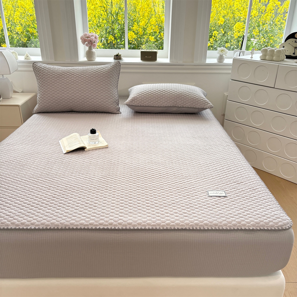 91家纺网 家纺一手货源 找家纺 居眠 2026新款贝壳边纯色夹棉床笠 贝壳边-灰色