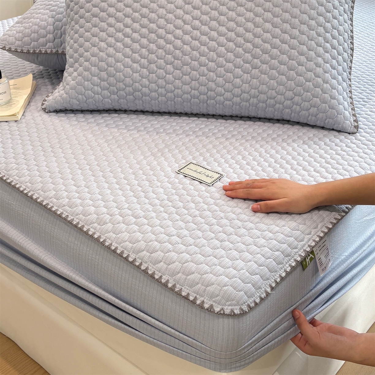 91家纺网 家纺一手货源 找家纺 居眠 2026新款贝壳边纯色夹棉床笠 贝壳边-月光蓝