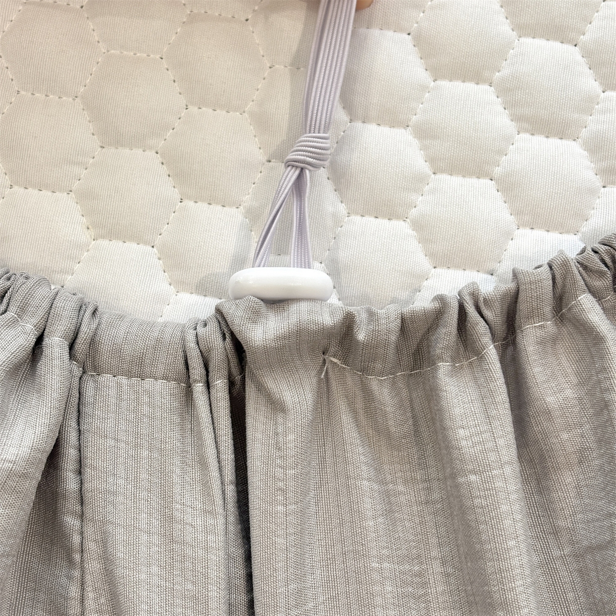 91家纺网 家纺一手货源 找家纺 居眠 2026新款贝壳边纯色夹棉床笠 贝壳边-灰色