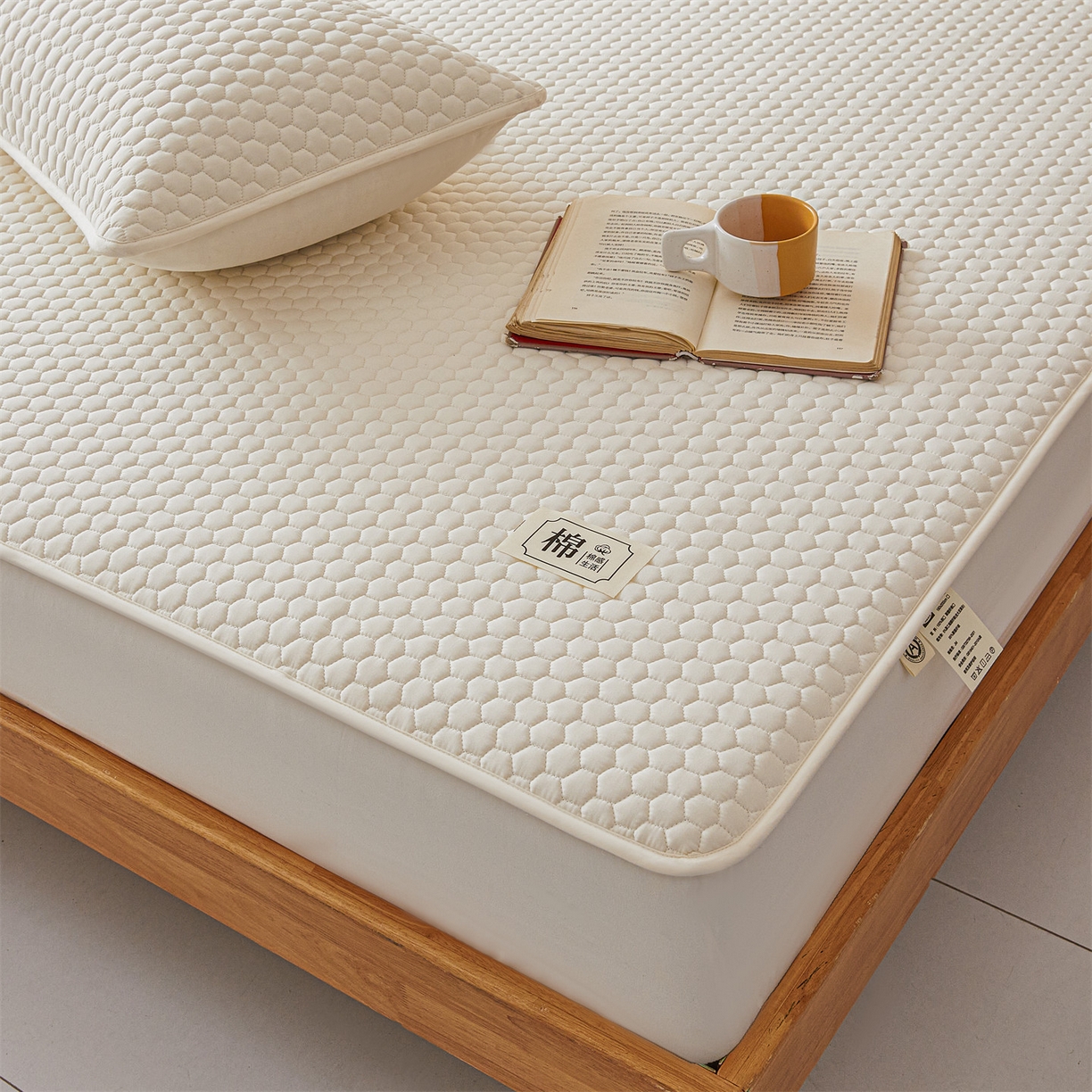 91家纺网 家纺一手货源 找家纺 （总）居眠 2026新款蜂巢-防水夹棉棉花床笠