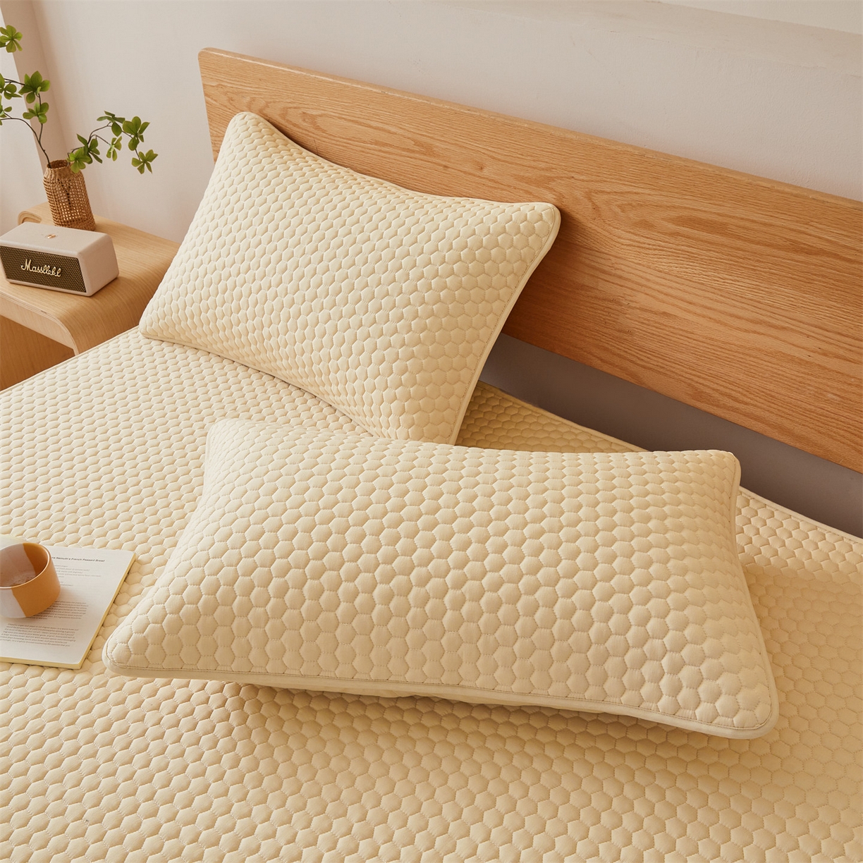 91家纺网 家纺一手货源 找家纺 居眠 2026新款蜂巢-防水夹棉棉花床笠 蜂巢-卡