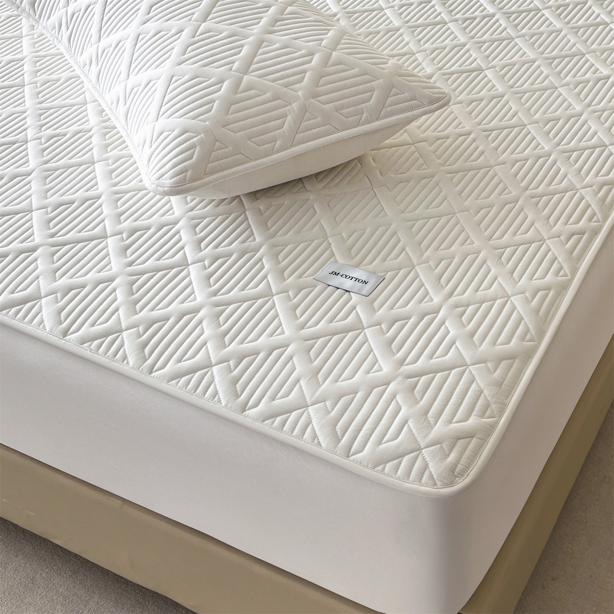 91家纺网 家纺一手货源 找家纺 居眠 2026新款时光-100%全棉夹棉棉花床笠 时光-白