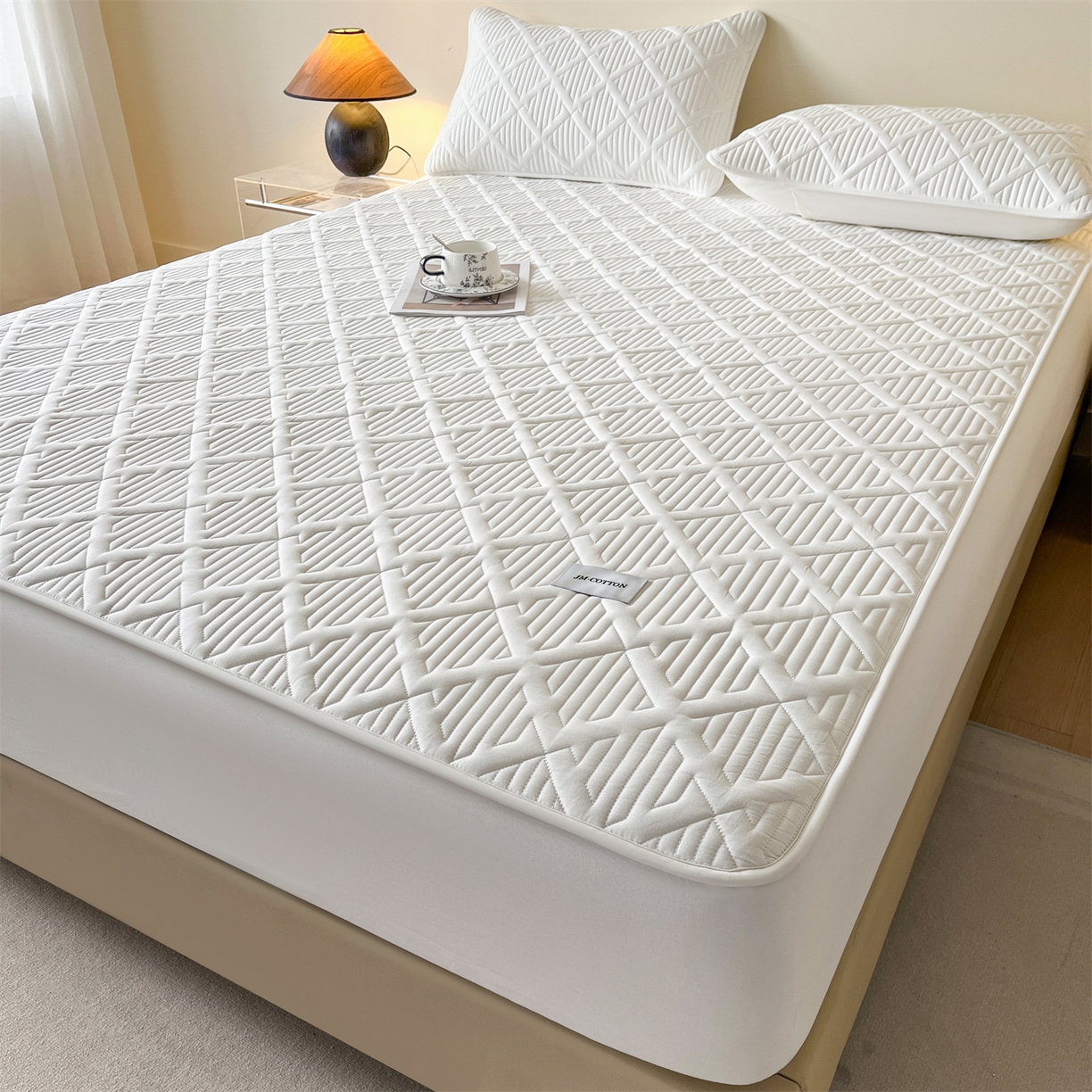 91家纺网 家纺一手货源 找家纺 居眠 2026新款时光-100%全棉夹棉棉花床笠 时光-白