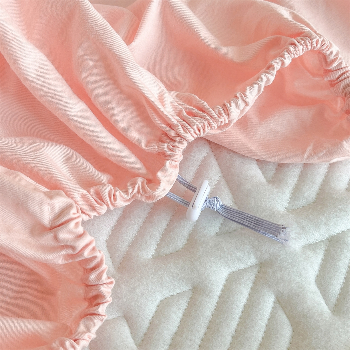 91家纺网 家纺一手货源 找家纺 居眠 2026新款时光-100%全棉夹棉棉花床笠 时光-粉