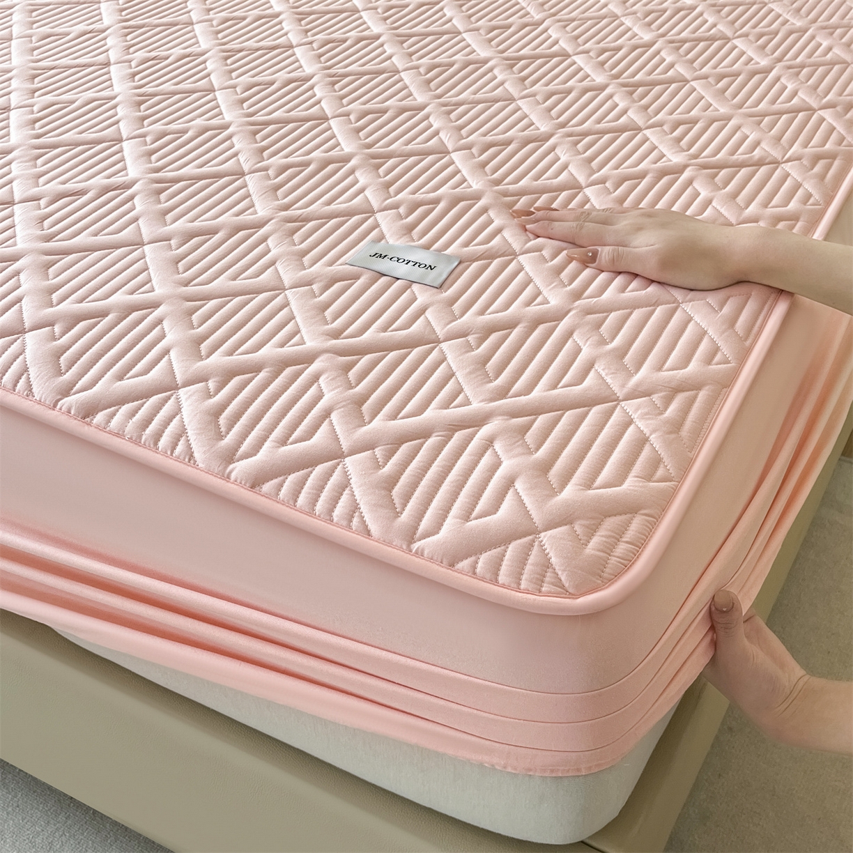 91家纺网 家纺一手货源 找家纺 居眠 2026新款时光-100%全棉夹棉棉花床笠 时光-粉