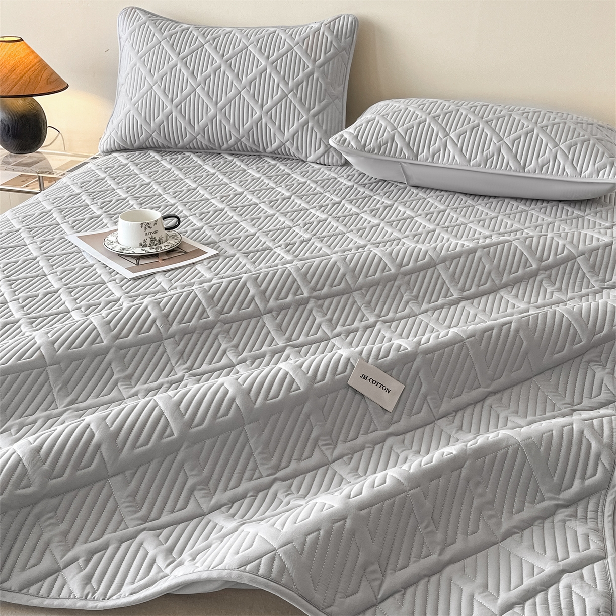 91家纺网 家纺一手货源 找家纺 居眠 2026新款时光-100%全棉夹棉棉花床笠 时光-灰