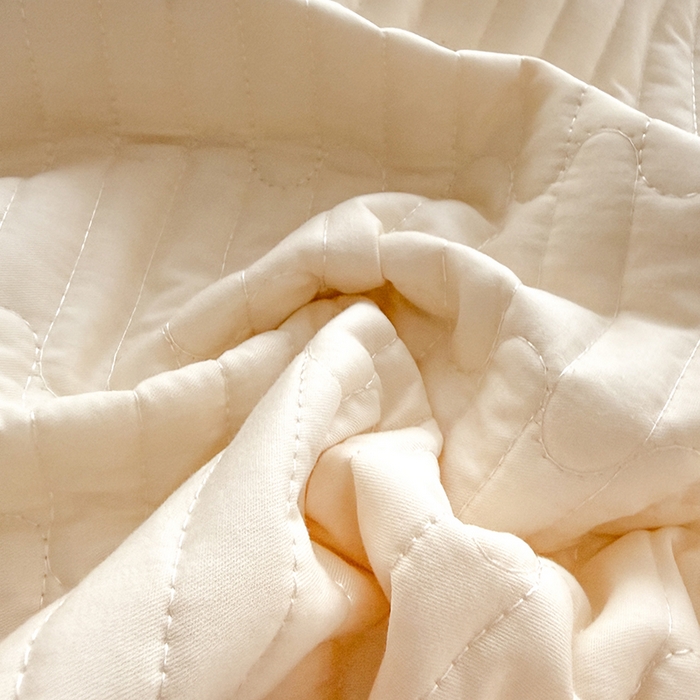 91家纺网 家纺一手货源 找家纺 花香四季家纺 2026新款全棉夹棉绗缝床裙三件套纯棉纯色蕾丝公主风床裙单件-蕾丝小姐 蕾丝小姐-奶油米