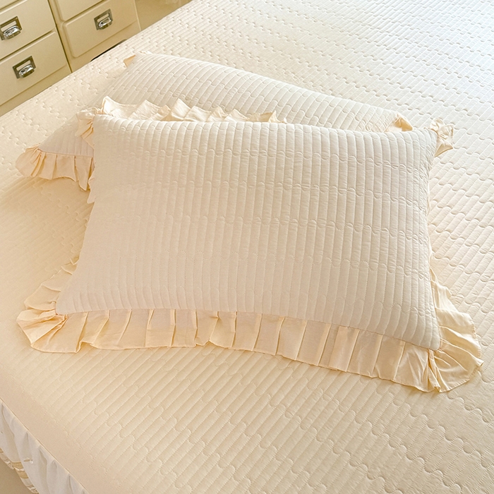 91家纺网 家纺一手货源 找家纺 花香四季家纺 2026新款全棉夹棉绗缝床裙三件套纯棉纯色蕾丝公主风床裙单件-蕾丝小姐 蕾丝小姐-奶油米