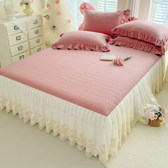 91家纺网 家纺一手货源 找家纺 花香四季家纺 2026新款全棉夹棉绗缝床裙三件套纯棉纯色蕾丝公主风床裙单件-蕾丝小姐 蕾丝小姐-豆沙