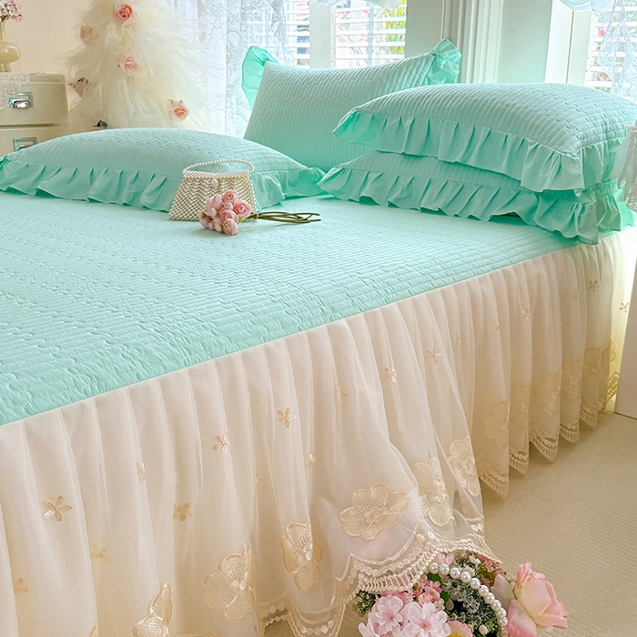 91家纺网 家纺一手货源 找家纺 花香四季家纺 2026新款全棉夹棉绗缝床裙三件套纯棉纯色蕾丝公主风床裙单件-蕾丝小姐 蕾丝小姐-清新绿