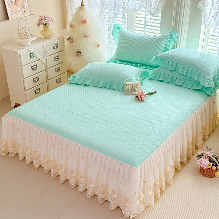 91家纺网 家纺一手货源 找家纺 花香四季家纺 2026新款全棉夹棉绗缝床裙三件套纯棉纯色蕾丝公主风床裙单件-蕾丝小姐 蕾丝小姐-清新绿