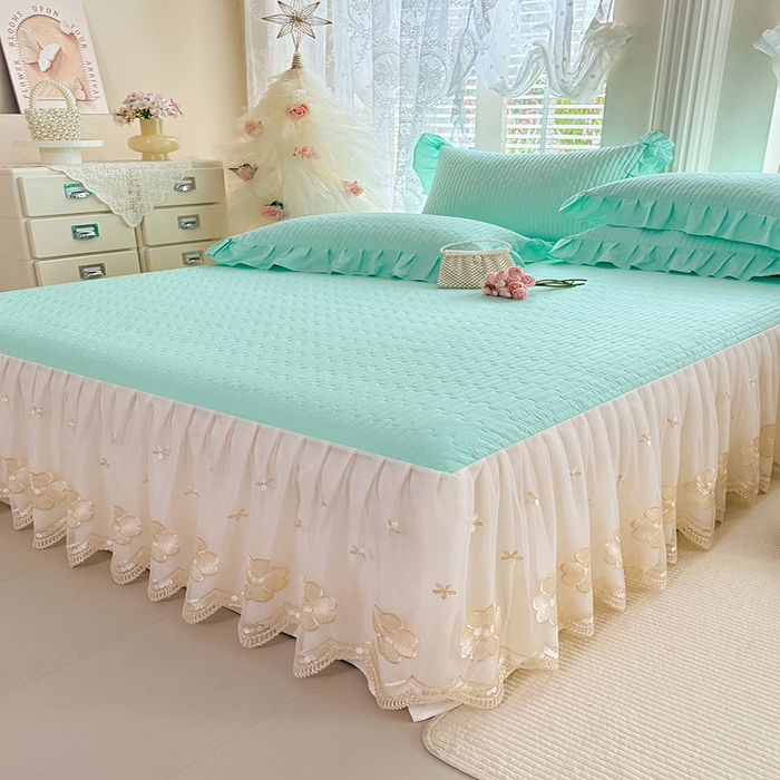 91家纺网 家纺一手货源 找家纺 花香四季家纺 2026新款全棉夹棉绗缝床裙三件套纯棉纯色蕾丝公主风床裙单件-蕾丝小姐 蕾丝小姐-清新绿