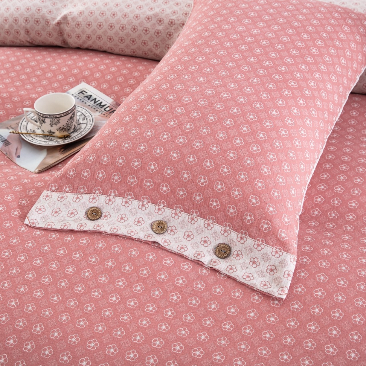 91家纺网 家纺一手货源 找家纺 （总）仰望棉麻双层纱供应链 2026新款织语全棉纯棉色织提花双层纱纽扣款四件套