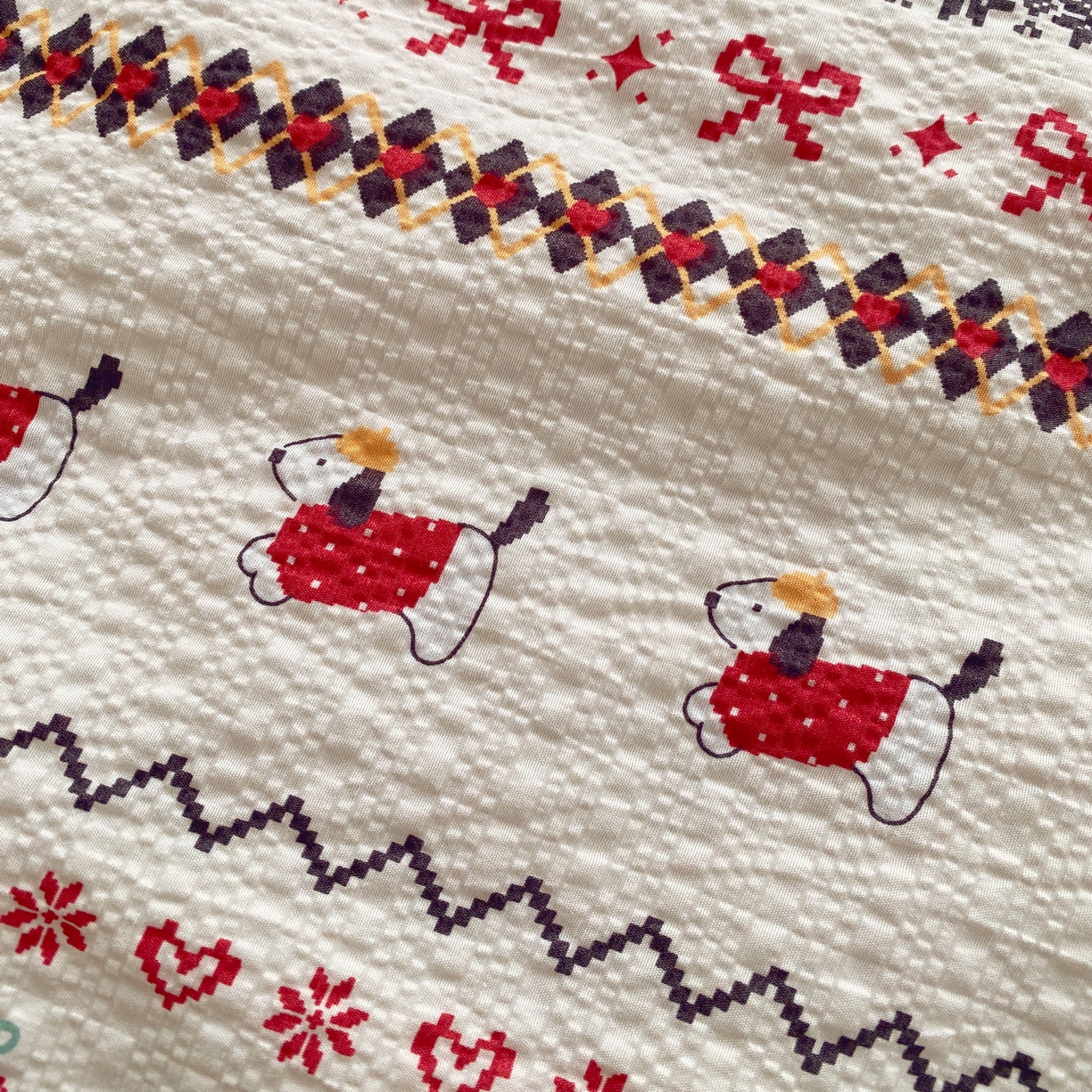 91家纺网 家纺一手货源 找家纺 莱米家纺 2026新款云感泡泡双层纱手包边夏被夏凉被空调被床盖四件套 费尔岛-红