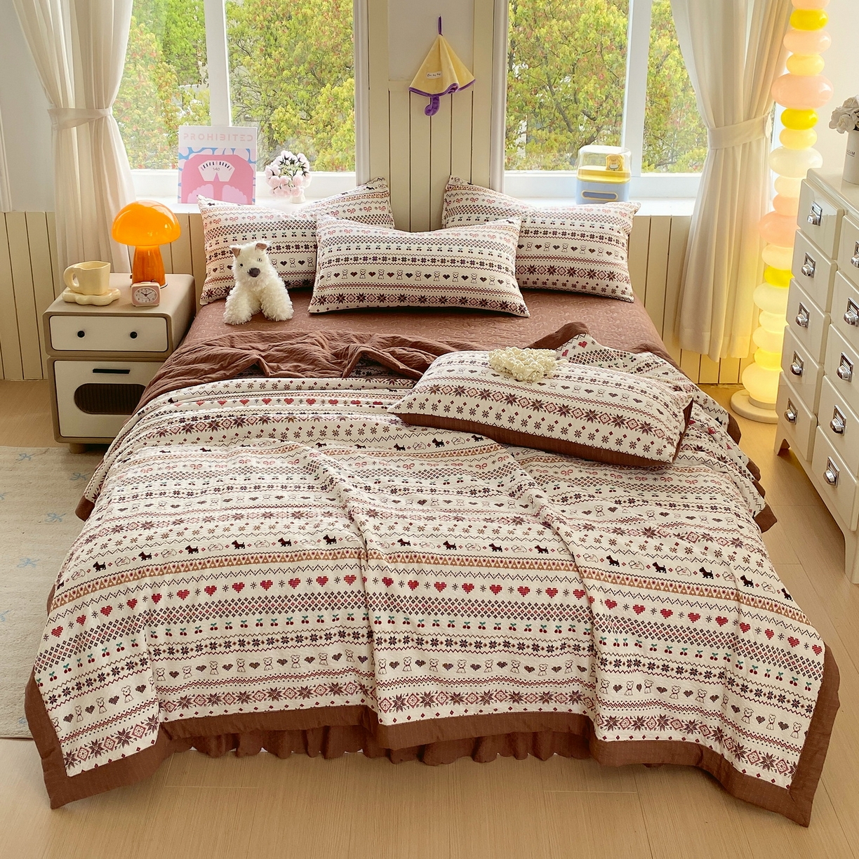 91家纺网 家纺一手货源 找家纺 莱米家纺 2026新款云感泡泡双层纱手包边夏被夏凉被空调被床盖四件套 费尔岛-咖