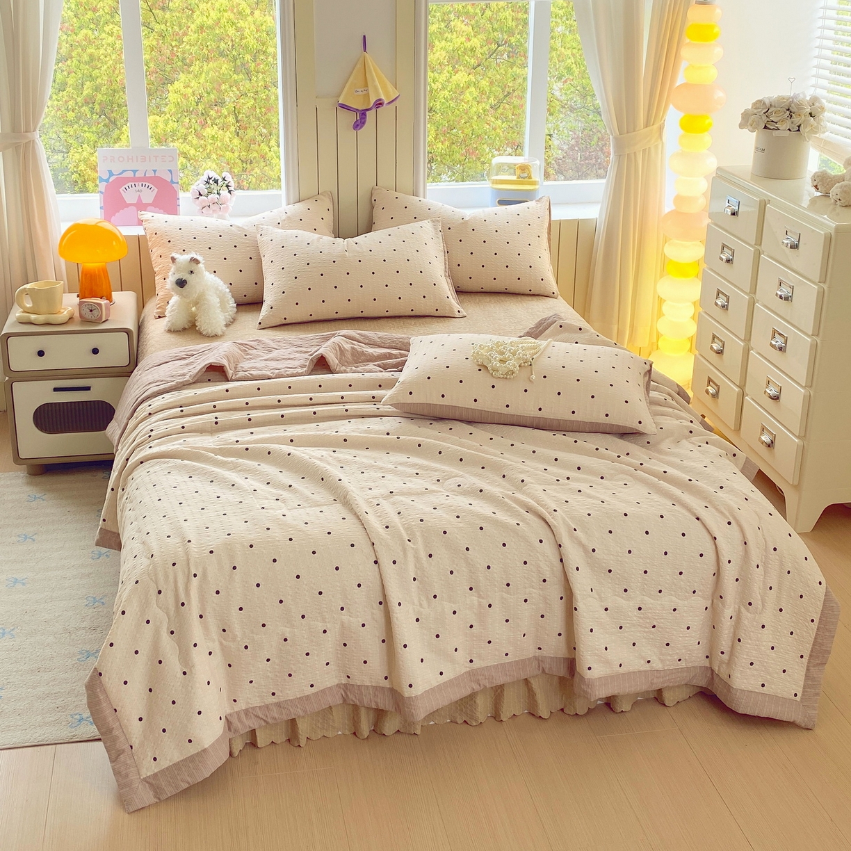 91家纺网 家纺一手货源 找家纺 莱米家纺 2026新款云感泡泡双层纱手包边夏被夏凉被空调被床盖四件套 卡其波点