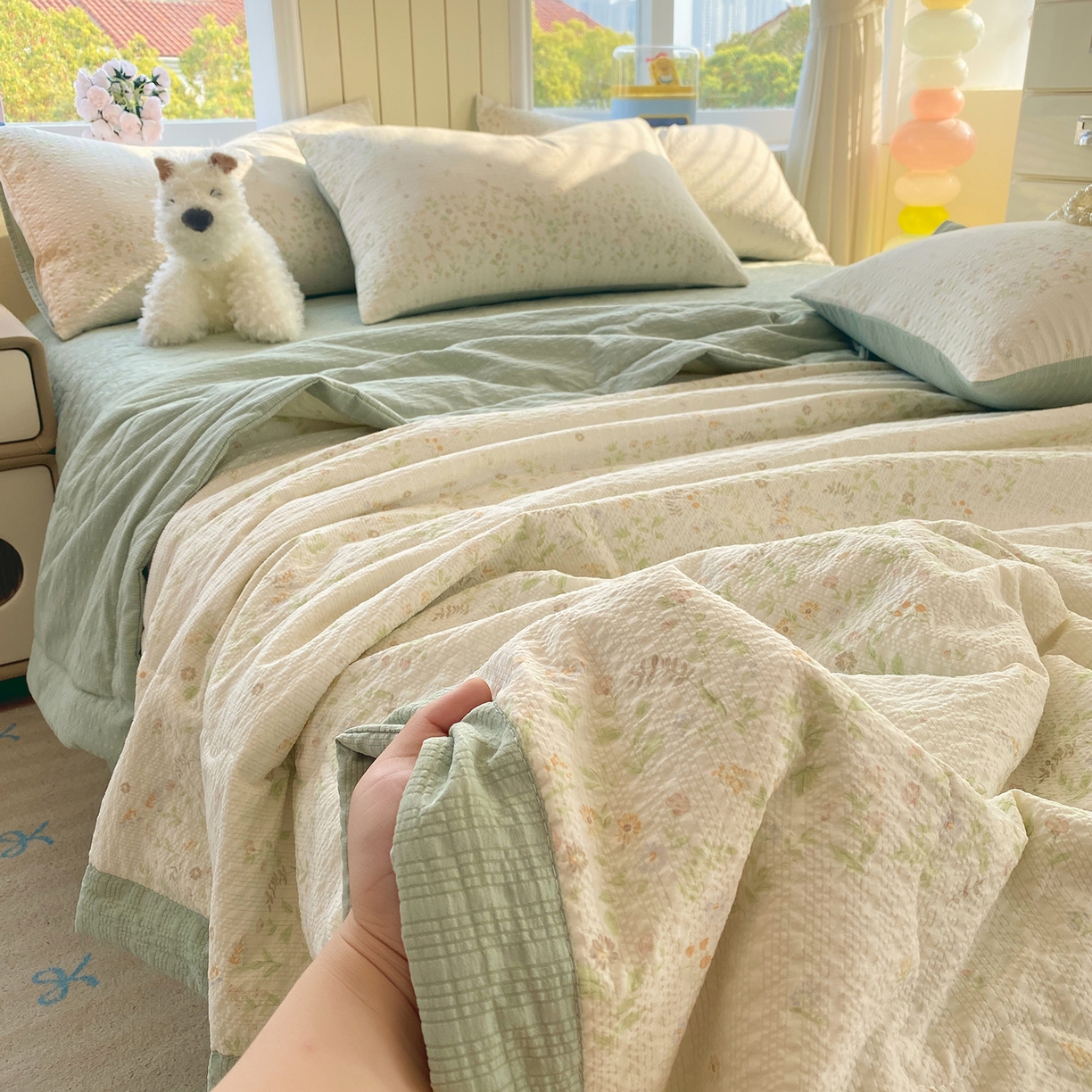 91家纺网 家纺一手货源 找家纺 莱米家纺 2026新款云感泡泡双层纱手包边夏被夏凉被空调被床盖四件套 绿花枝叶
