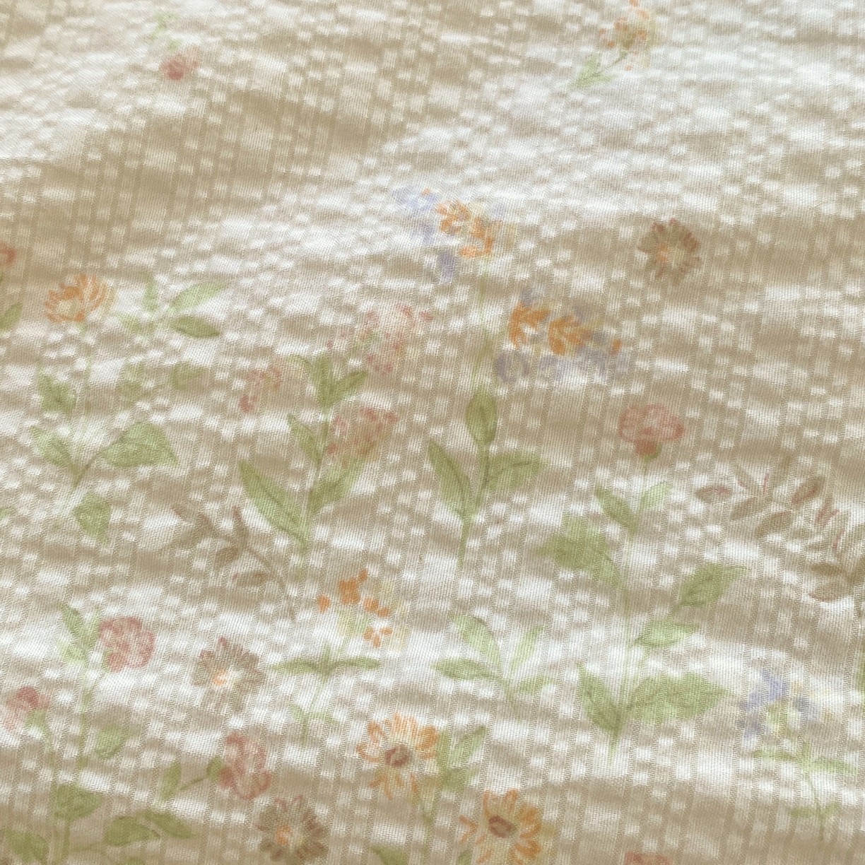 91家纺网 家纺一手货源 找家纺 莱米家纺 2026新款云感泡泡双层纱手包边夏被夏凉被空调被床盖四件套 绿花枝叶