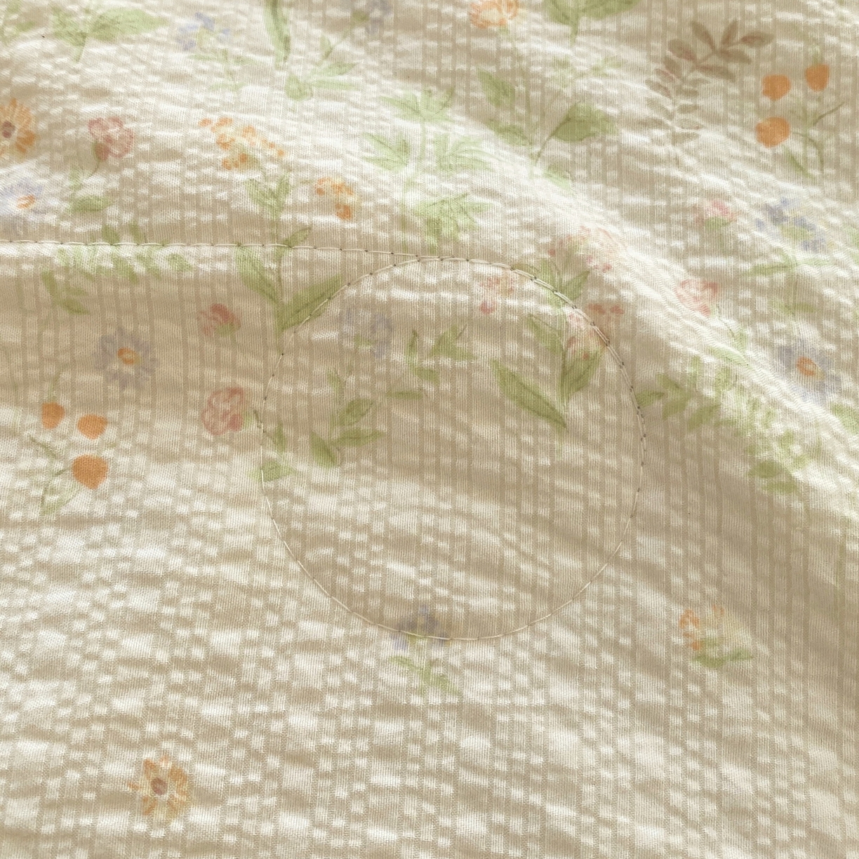 91家纺网 家纺一手货源 找家纺 莱米家纺 2026新款云感泡泡双层纱手包边夏被夏凉被空调被床盖四件套 绿花枝叶