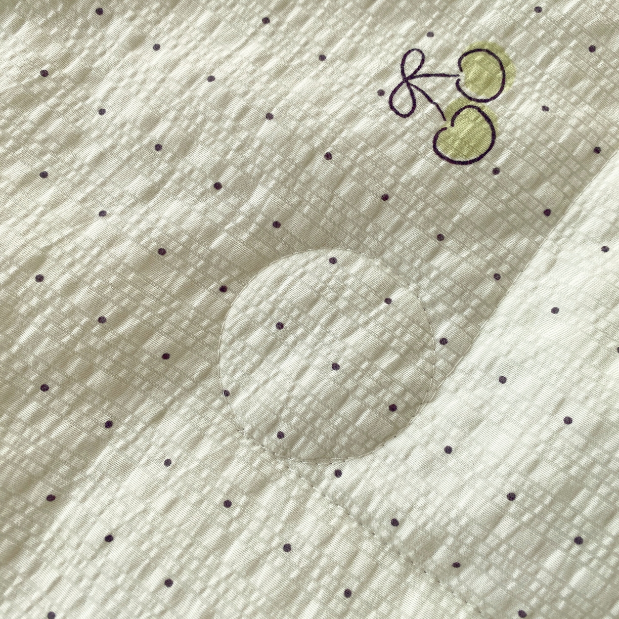 91家纺网 家纺一手货源 找家纺 莱米家纺 2026新款云感泡泡双层纱手包边夏被夏凉被空调被床盖四件套 绿樱桃