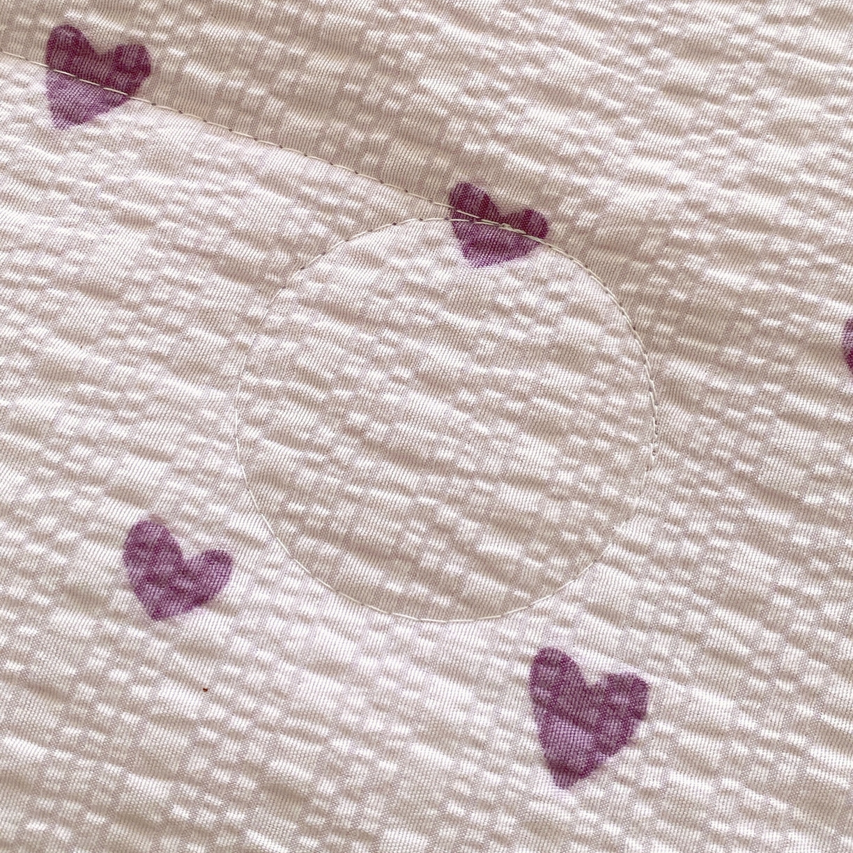 91家纺网 家纺一手货源 找家纺 莱米家纺 2026新款云感泡泡双层纱手包边夏被夏凉被空调被床盖四件套 紫色爱心