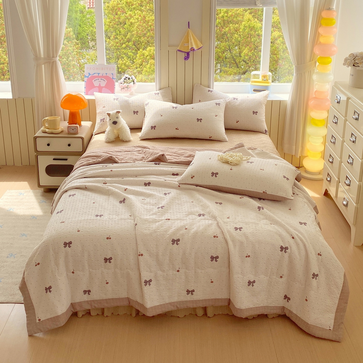 91家纺网 家纺一手货源 找家纺 莱米家纺 2026新款云感泡泡双层纱手包边夏被夏凉被空调被床盖四件套 棕蝴蝶结